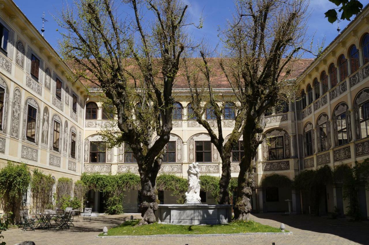 Schloss Puchberg 벨스 외부 사진